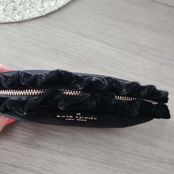 NWOT - Kate Spade Large Cosmetic Case 💄 - Picture 11 of 13